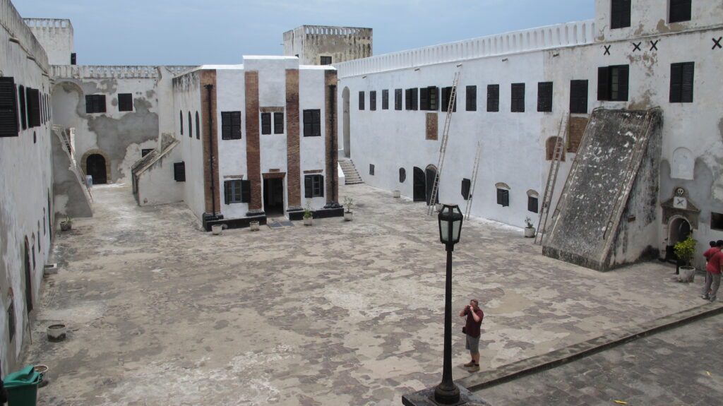 Ghana_Elmina_Castle_Interior (1)